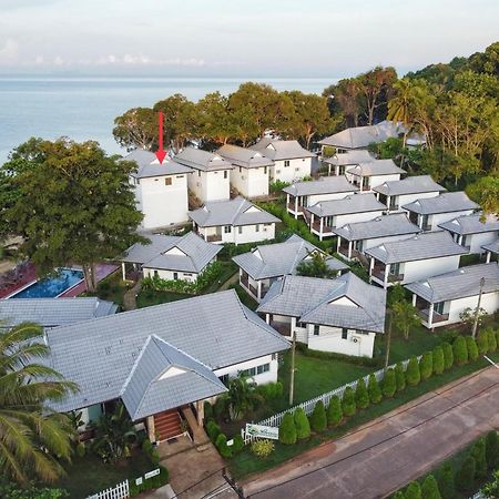 Horizon Beach Resort Koh Jum Esterno foto