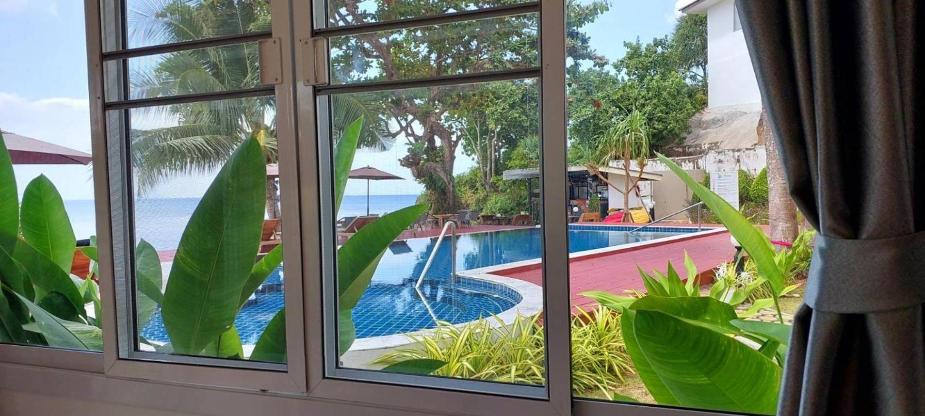 Horizon Beach Resort Koh Jum Esterno foto