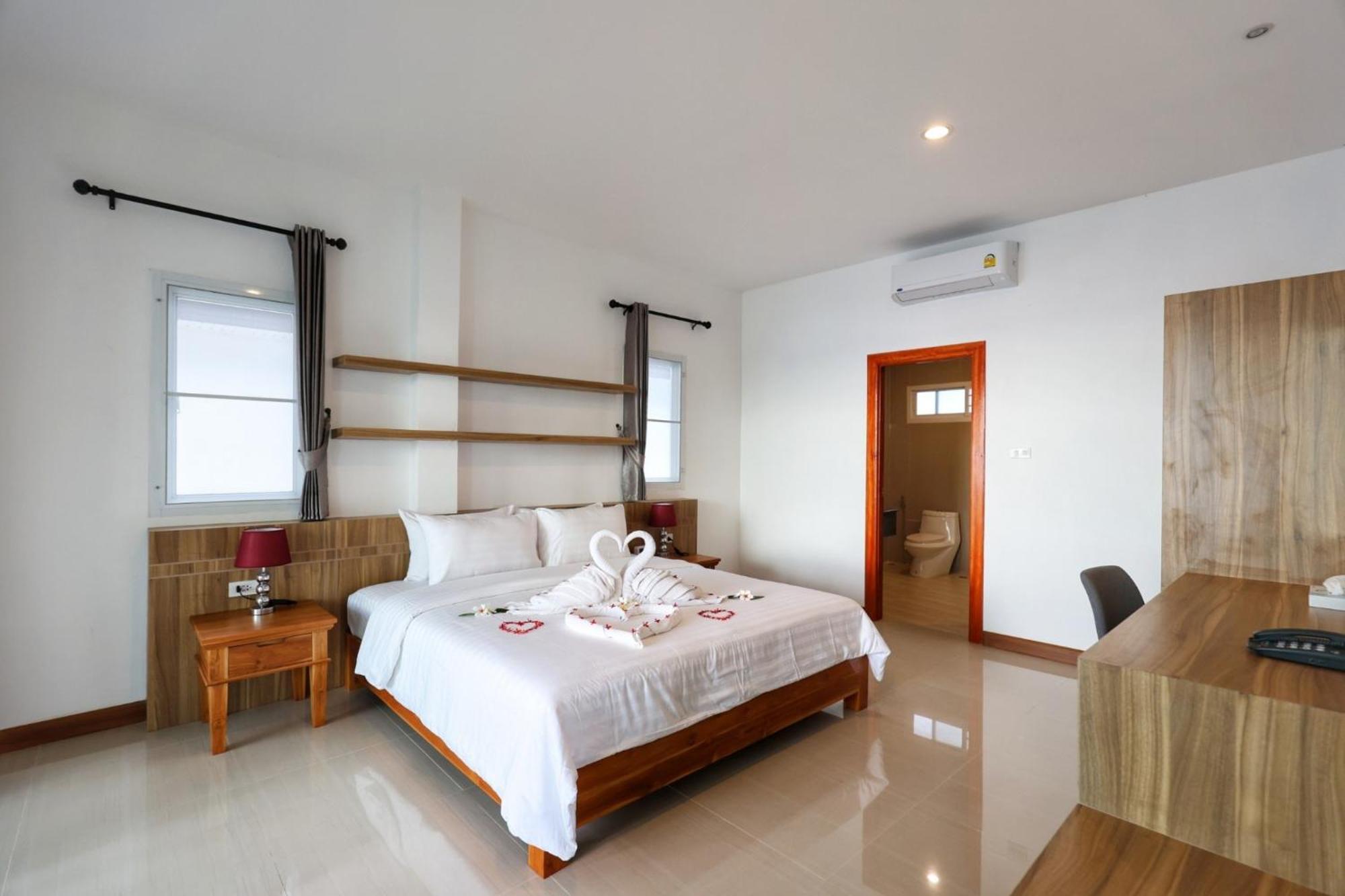 Horizon Beach Resort Koh Jum Esterno foto