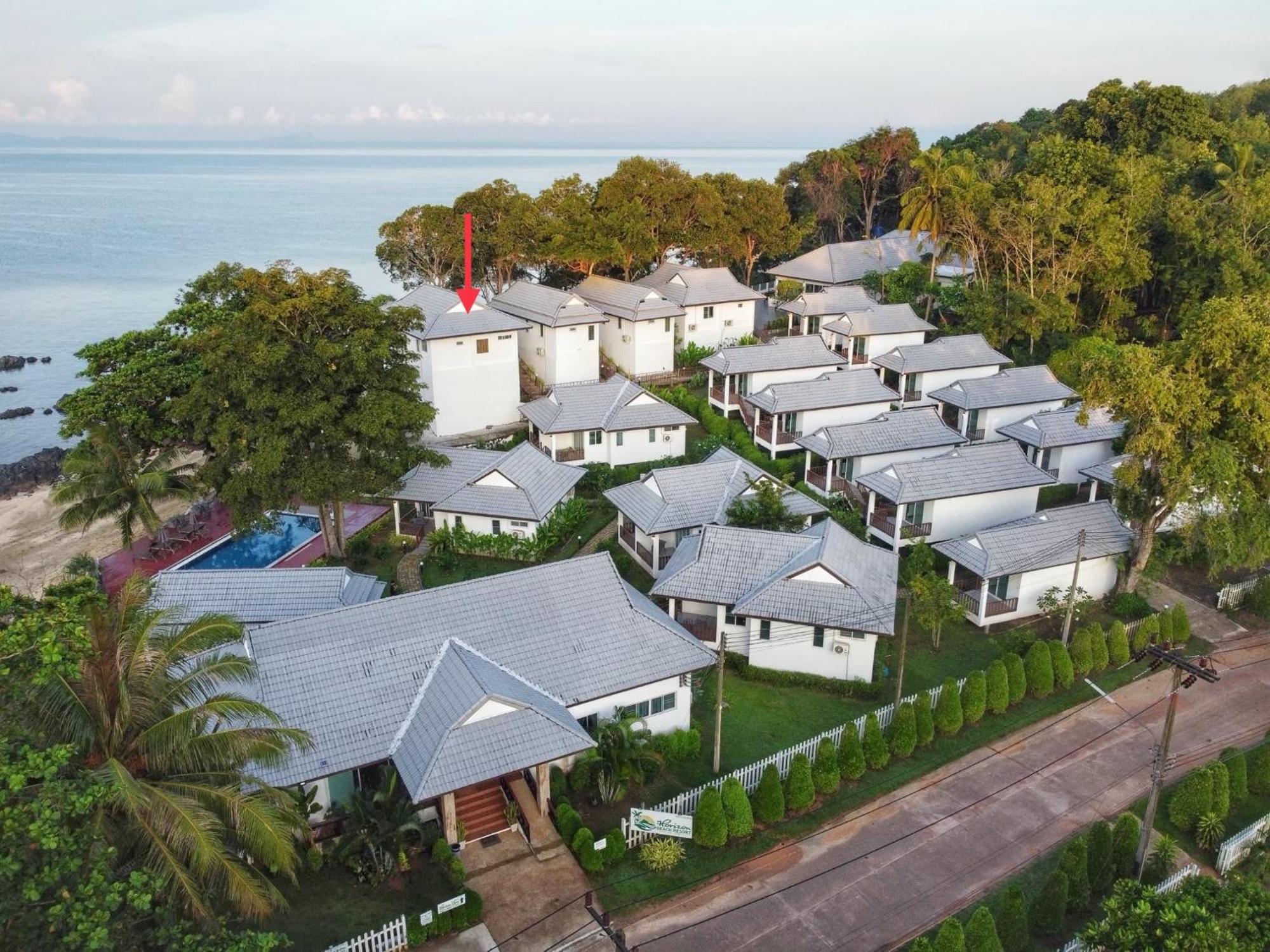 Horizon Beach Resort Koh Jum Esterno foto